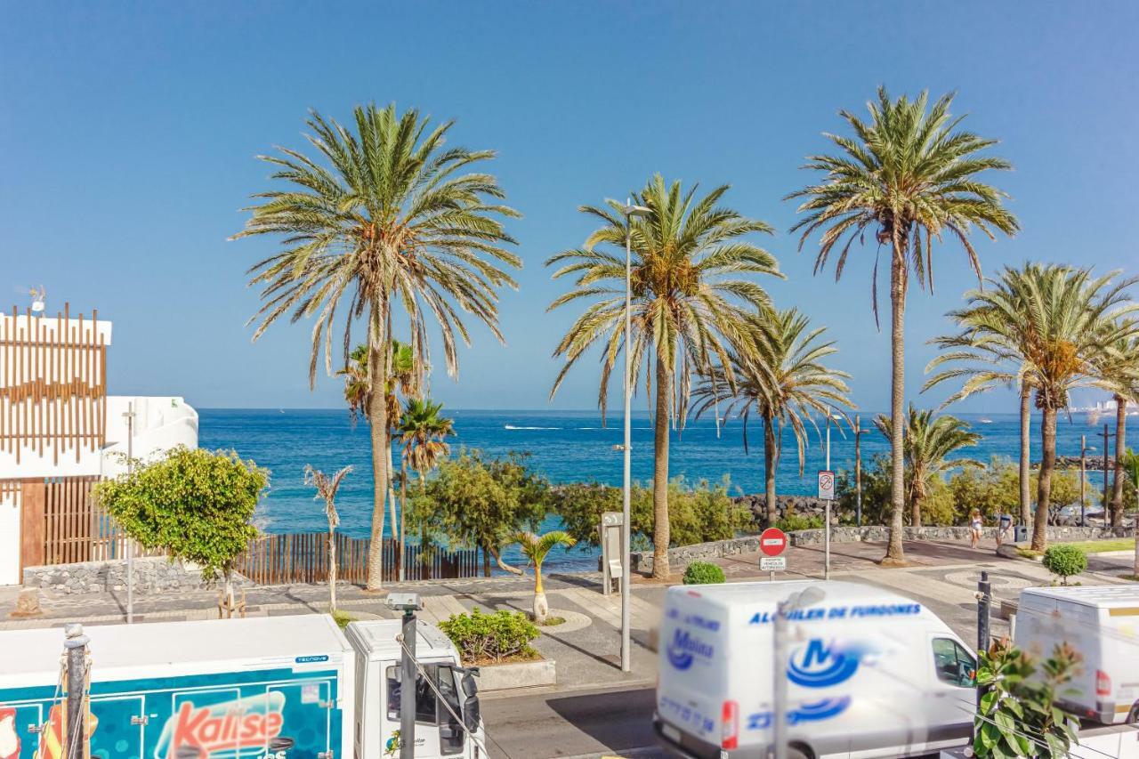 Front Of A Beach Aircon Las Americas Costa Adeje Playa de las Americas  Exterior photo