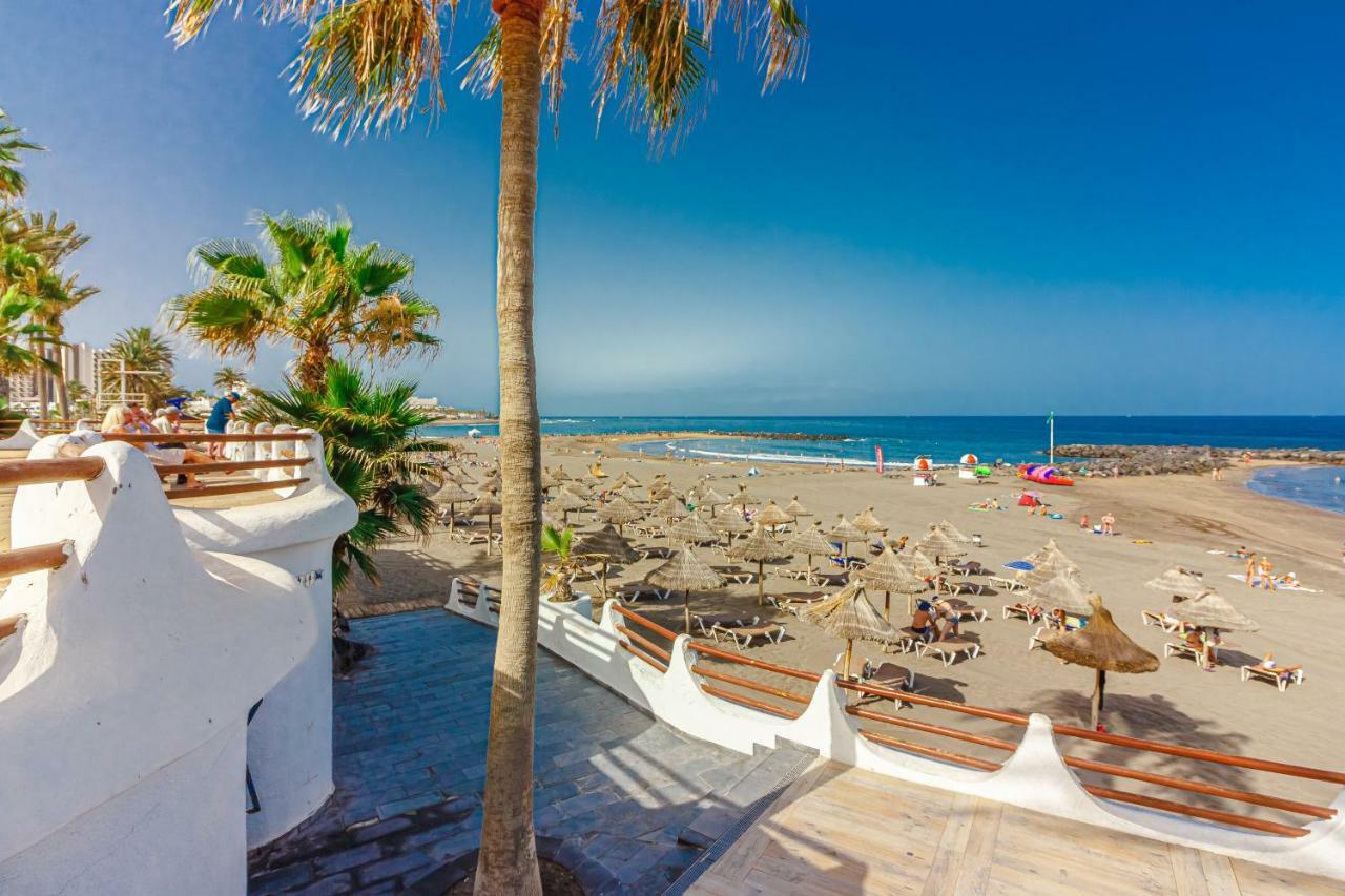 Front Of A Beach Aircon Las Americas Costa Adeje Playa de las Americas  Exterior photo
